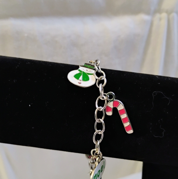 Hand Crafted Christmas Charm Bracelet - Picture 4 of 4